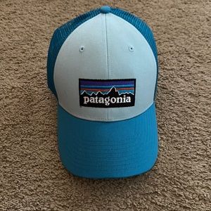 Trucker hat